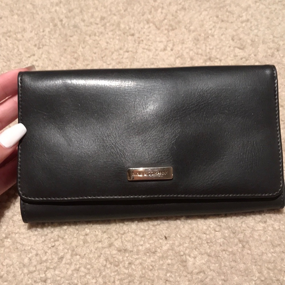 Nine & Company wallet